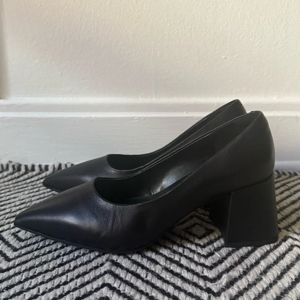 Aerosoles Ivory Block Heel Pump - Picture 3 of 4